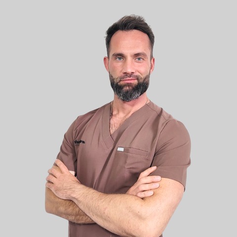 lek. Bartosz Dominik